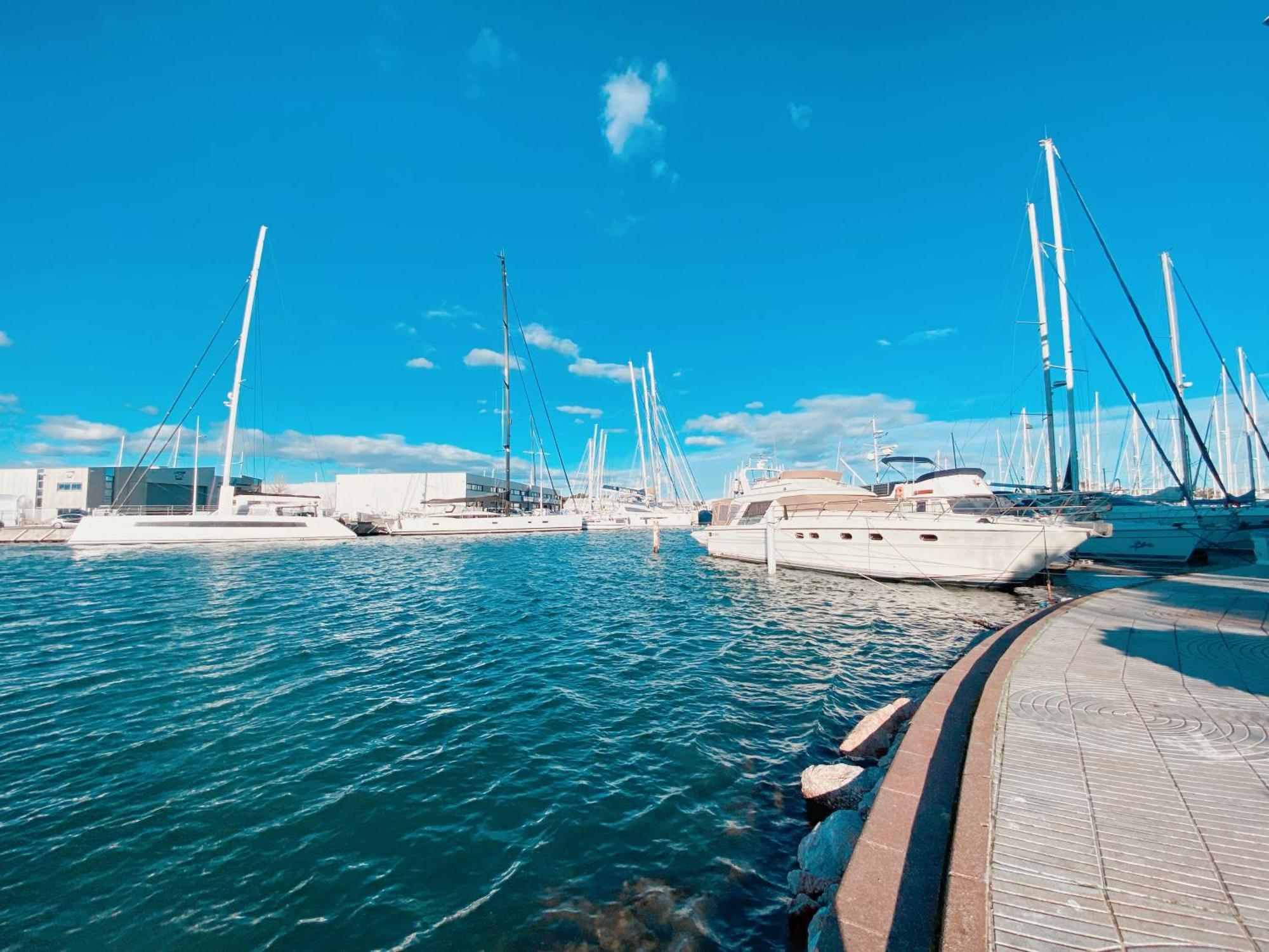 Magnifique T2 Au Calme Avec Une Superbe Vue Sur Le Port Кане Экстерьер фото